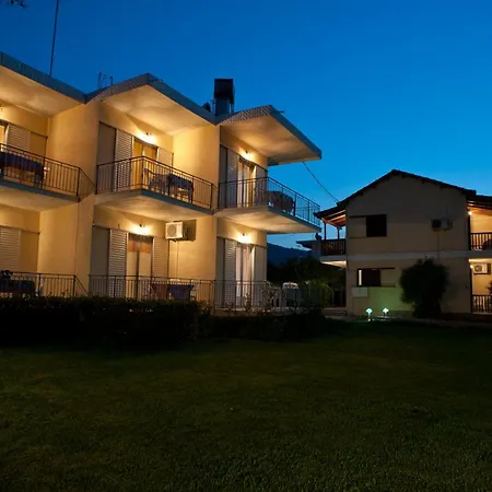 Apartament Skourtis